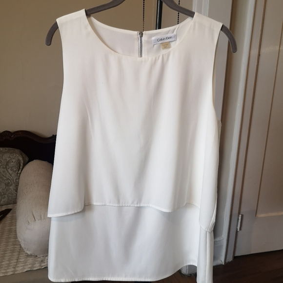 3/$20 Calvin Klein white sleeveless top - Picture 6 of 8